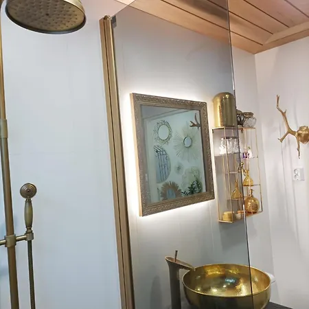 Persoonallinen Pieni Asunto Apartamento