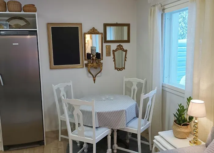 Persoonallinen Pieni Asunto Апартаменты Оулу